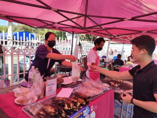 📌พช.เมืองชัยนาท ส่งเสริมและสนับสนุนผู้ประกอบการตลาดนัดคนไทยยิ้มได้ ของดีเมืองชัยนาท อำเภอเมืองชัยนาท